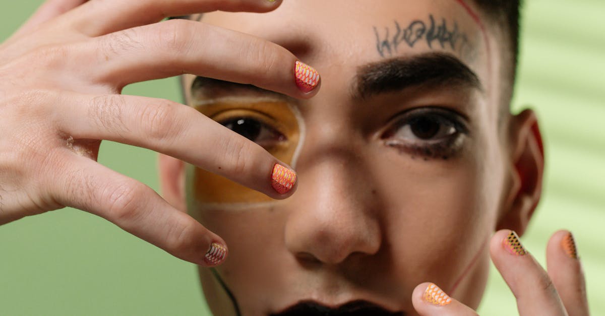 How to Apply Sunscreen Without Disturbing Microbladed Brows