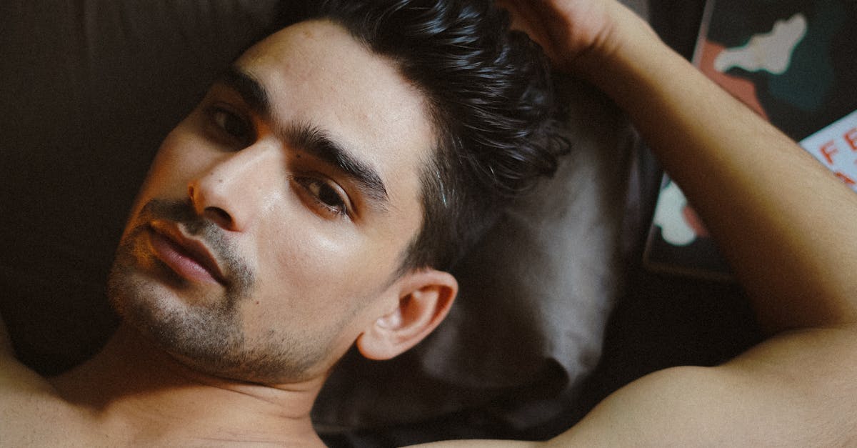 The Impact of Blade Width on Hair-Stroke Technique